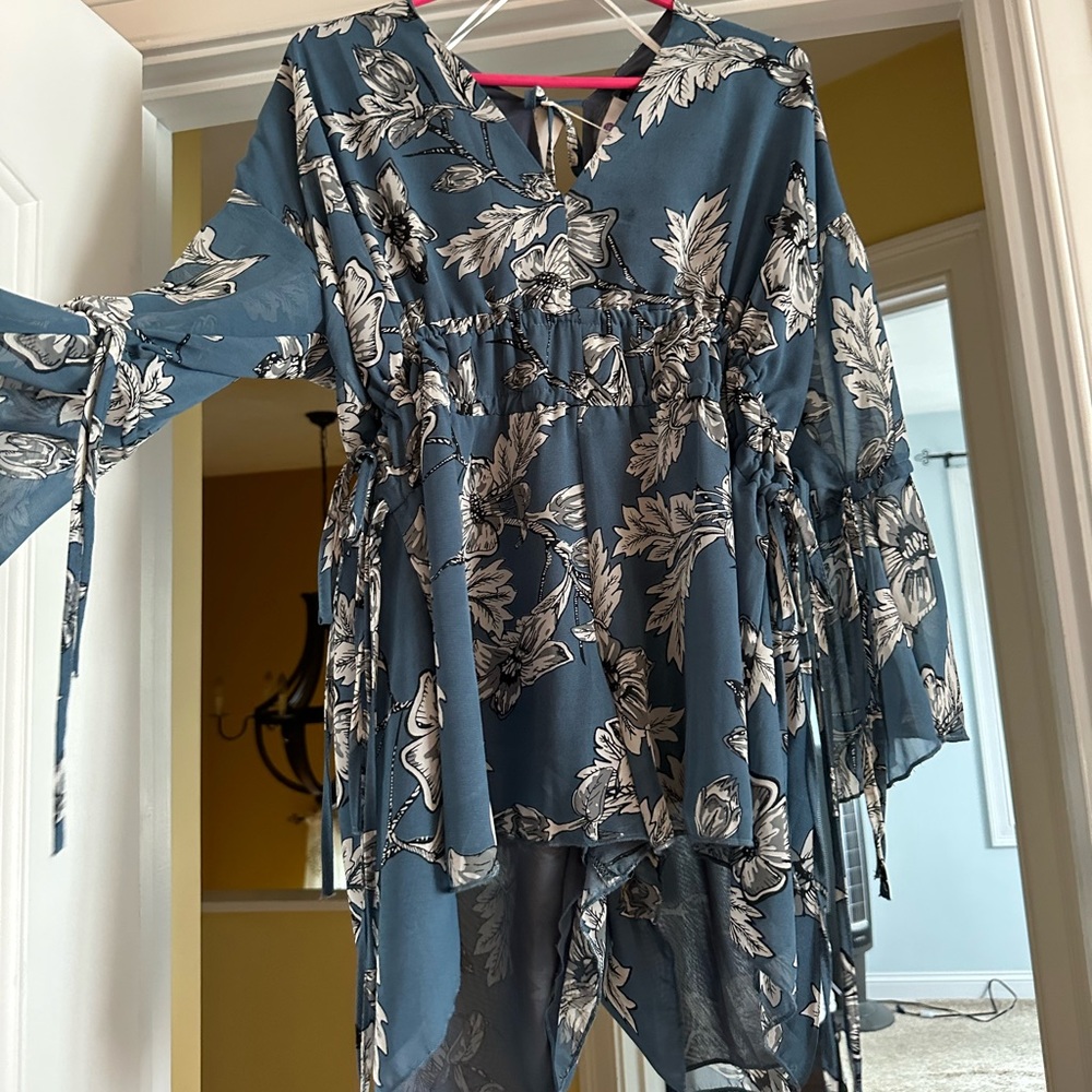 NWT lilac shade romper